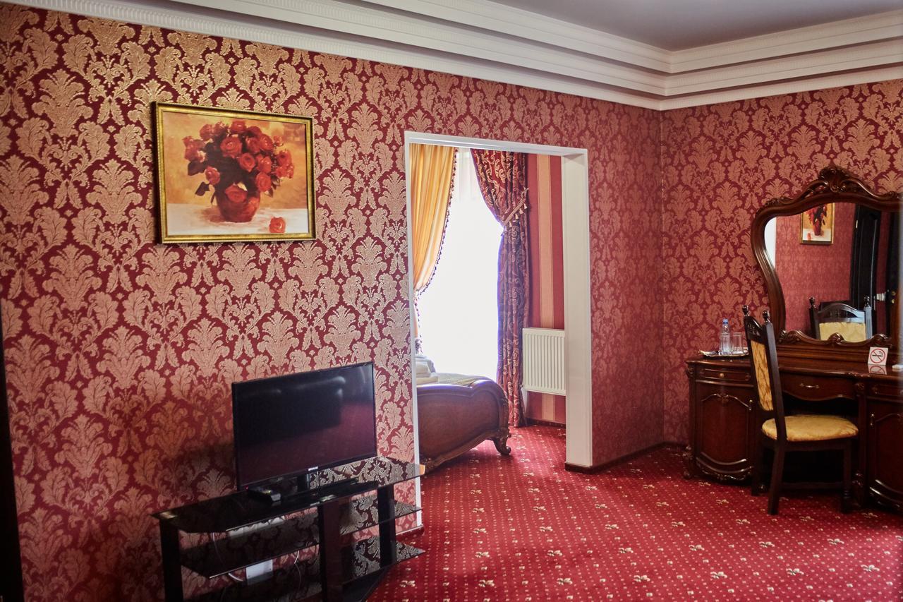 Garden Hall テルノーピリ エクステリア 写真