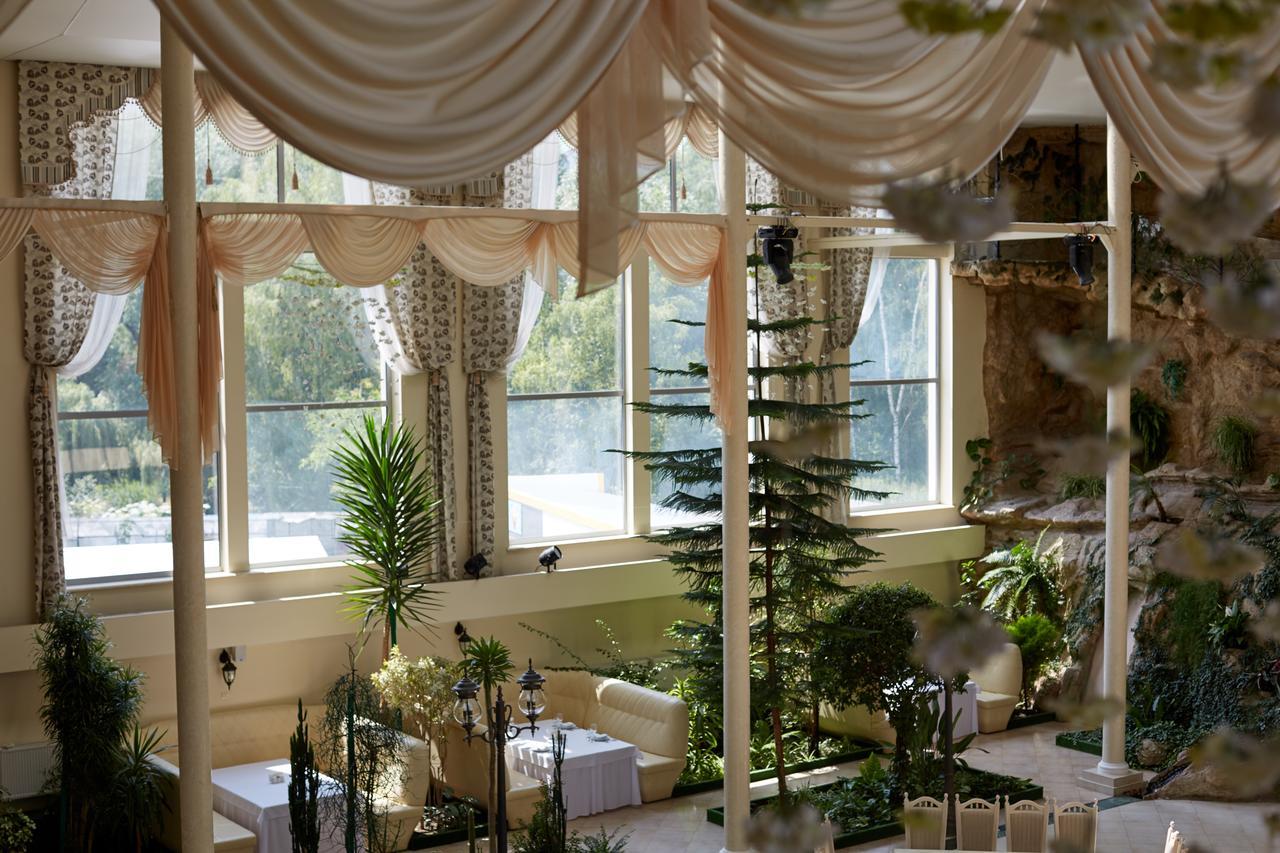 Garden Hall テルノーピリ エクステリア 写真